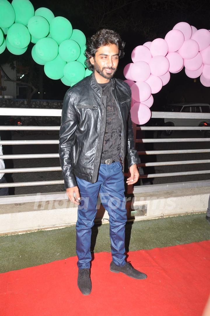 Rohit Khurana poses for the media at the Premier of MSG: The Messenger of God