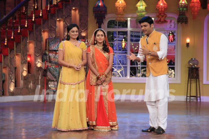 The cast of Balika Vadhu on Comedy Nights With Kapil Mahashivratri Special