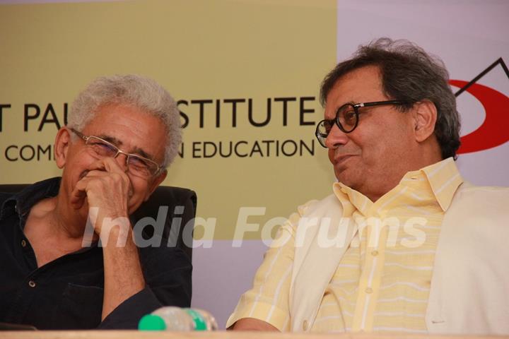 Subhash Ghai and Naseeruddin Shah were snapped while in conversation at the Launch of Stpaulsice.com
