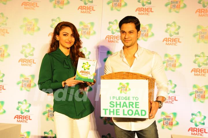 Soha Ali Khan & Kunal Khemu