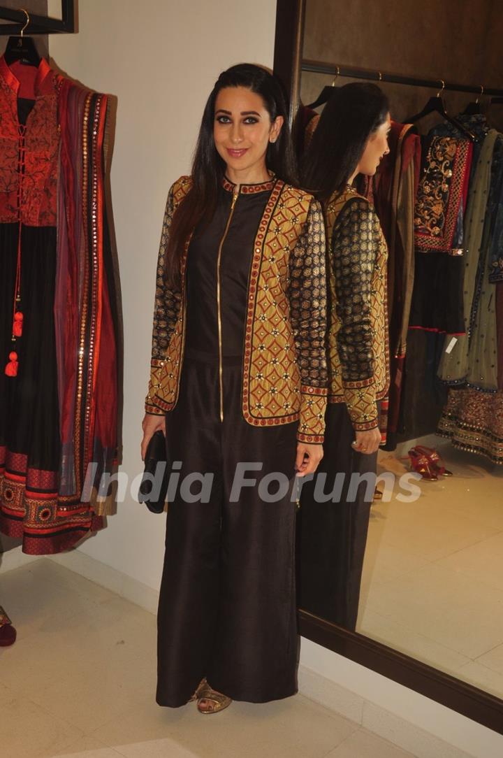 Karisma Kapoor poses for the media at the Lanch of Anjali Jani's Flagship Store