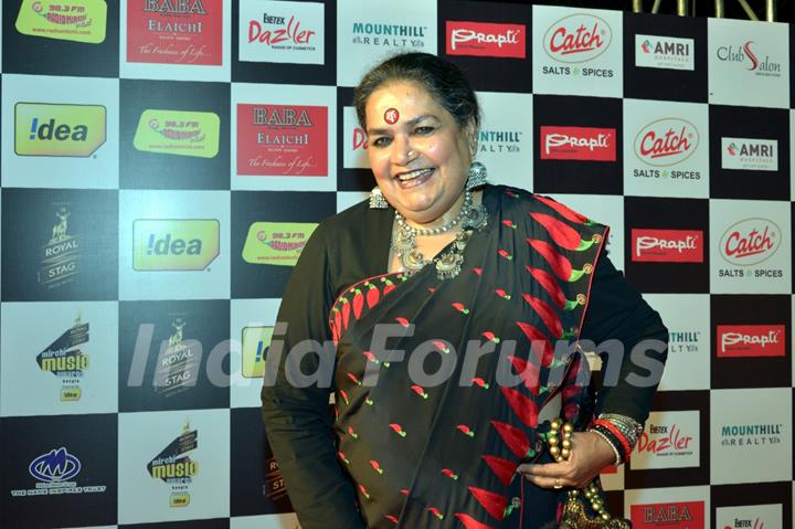 Usha Uthup poses for the media at Royal Stag Mirchi Music Awards Bangla 2014