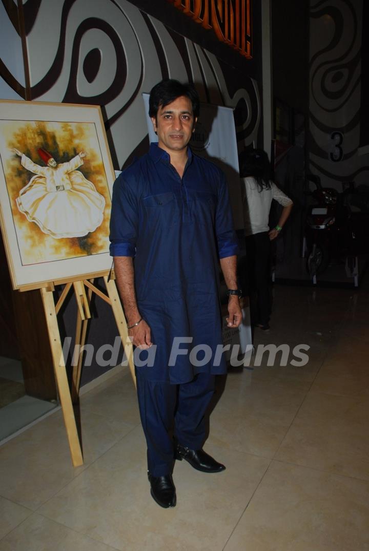 Rajev Paul poses for the media at Chishty Foundation Event
