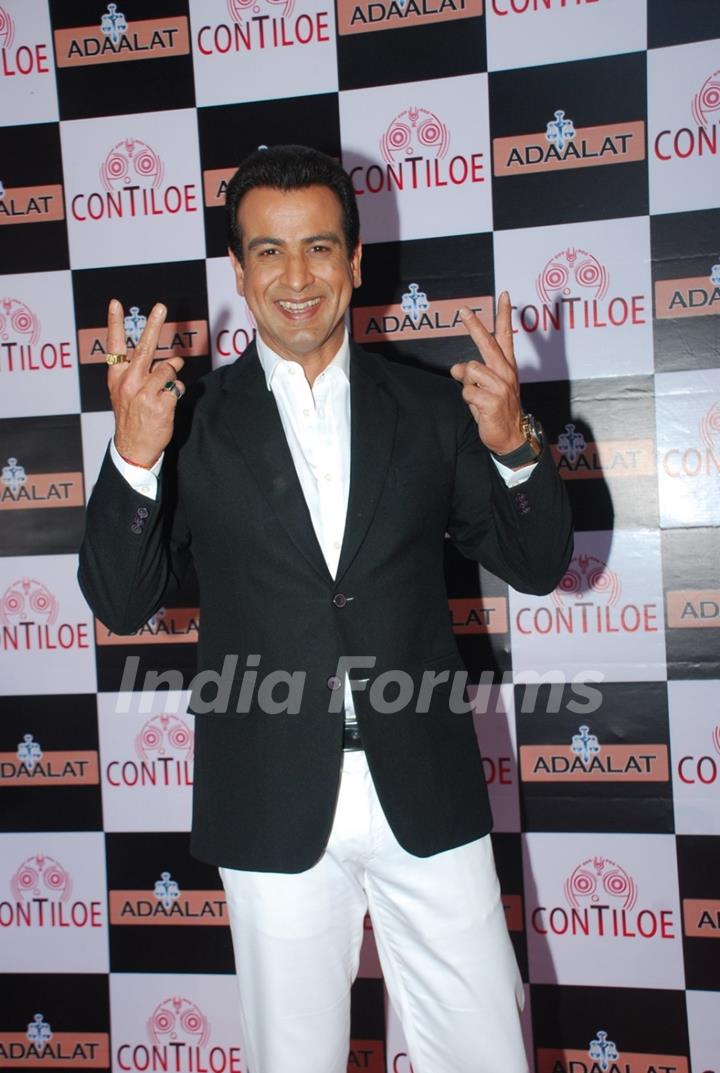 Ronit Roy poses for the media at the Completion of 400 Episodes of Adaalat
