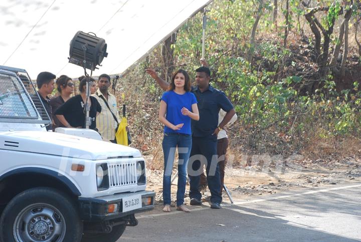 Anushka Sharma was snapped at the Promotions of NH10 on Savdhaan India