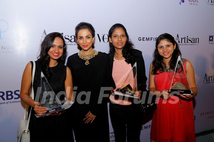 Malaika Arora Khan poses with Winners at The Artisan Awards by GJEPC