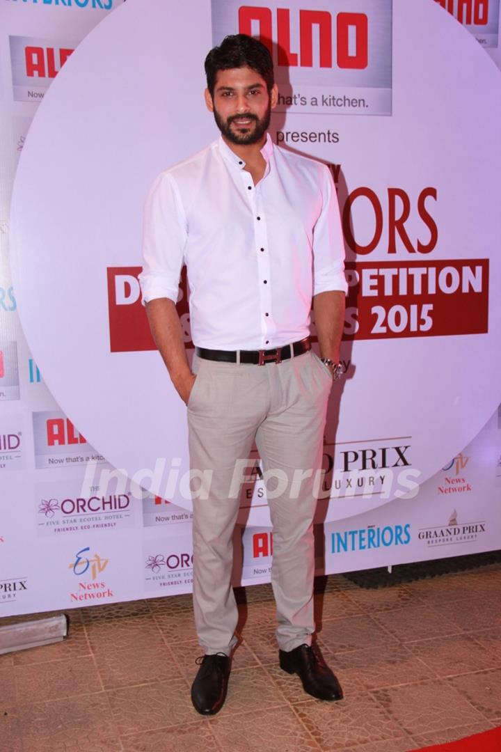 Siddharth Shukla at the Society Interiors Design Competition & Awards 2015