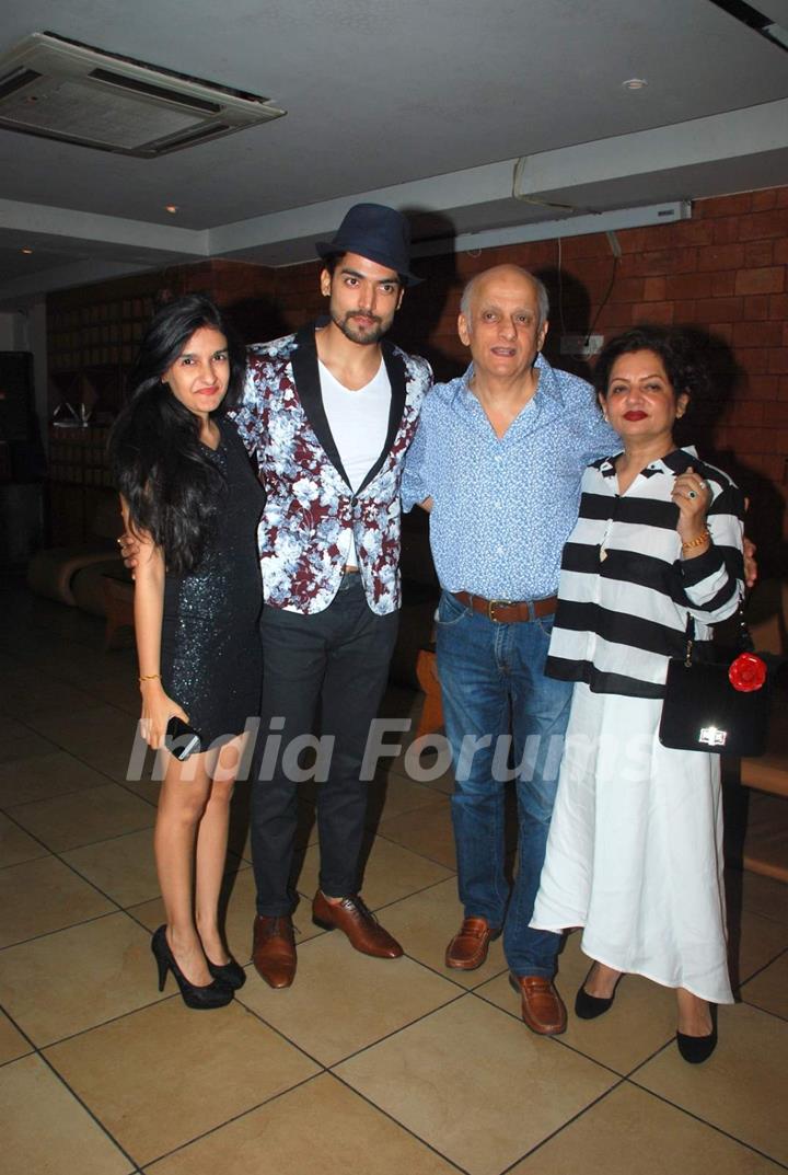 Mukesh Bhatt with his family at Gurmeet Choudhary's Birthday Bash