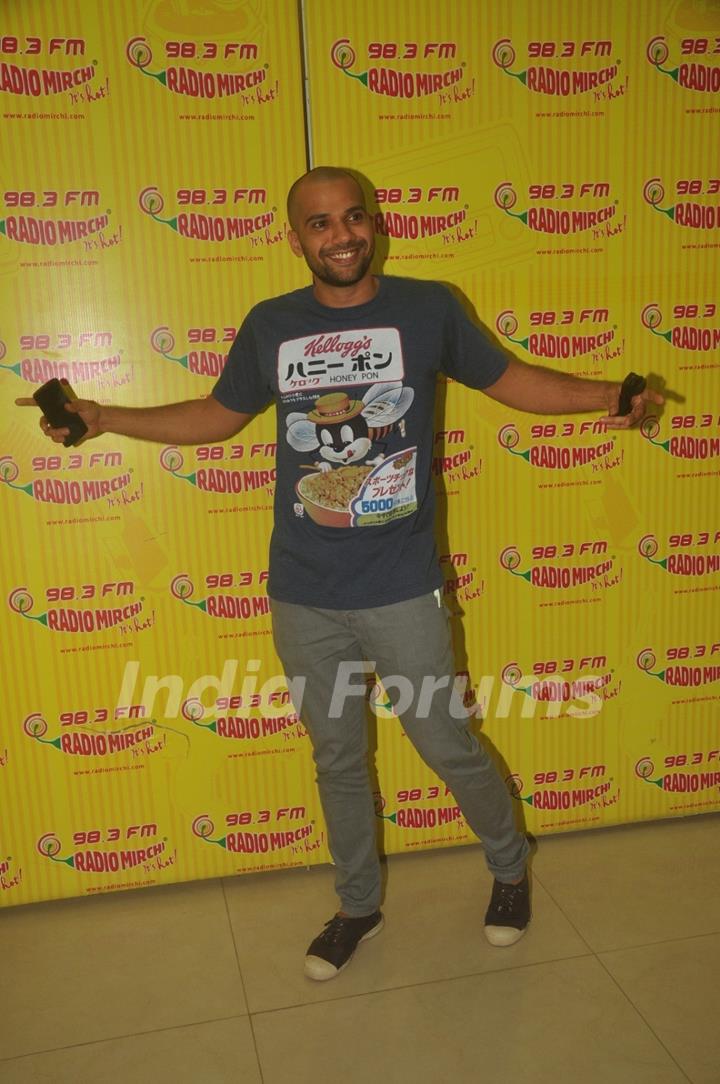 Neil Bhoopalam was at Radio Mirchi to Promote of NH10