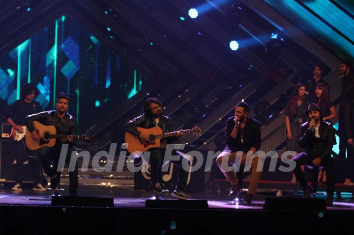 Pritam Chakraborty performs at GIMA Awards 2015