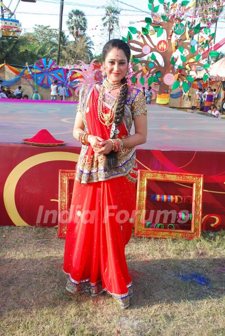 Disha Wakani at Sab TV's Holi Celebration