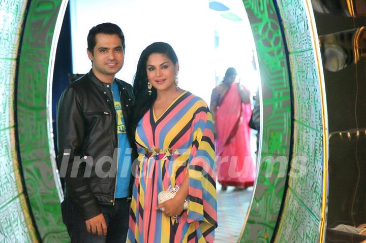 Veena Malik with her husband at her Birthday Celebration