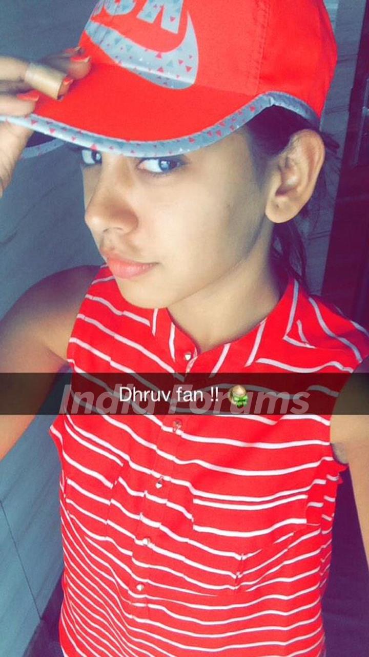 Niti selfie at shoot39