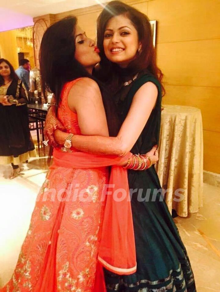 Drashti Dhami & Arti Puri