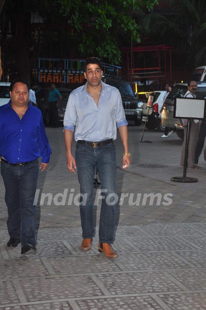 Rajat Bedi at Amit Mehra's Prayer Meet