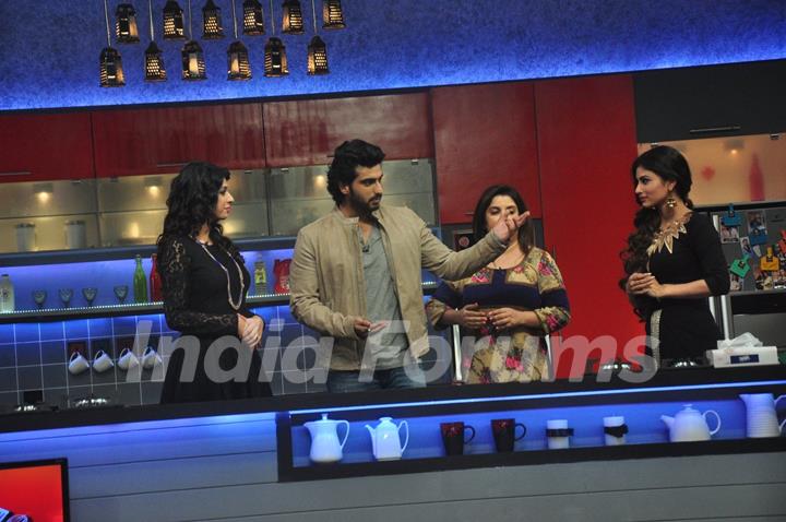 Arjun Kapoor was snpped interacting at Farah Ki Daawat