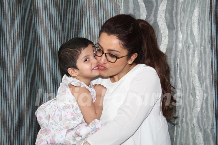 Tisca Chopra with her daughter
