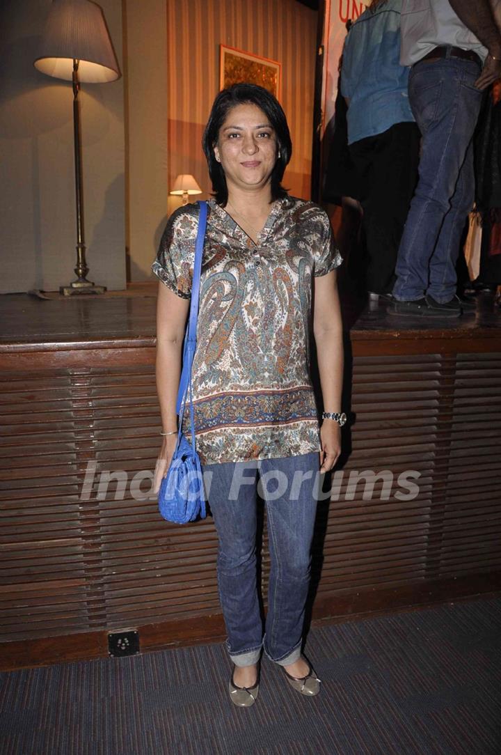 Priya Dutt at the Preview of the Play Unfaithfully Yours