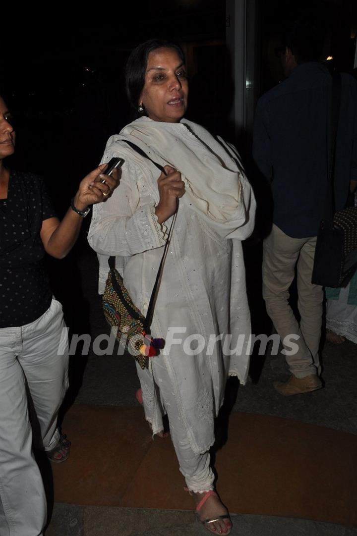 Shabana Azmi was seen at the Censor Issues Meet