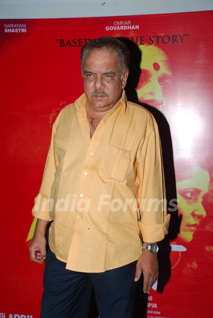 Anant Jog poses for the media at Narayani Shastri's Film Launch