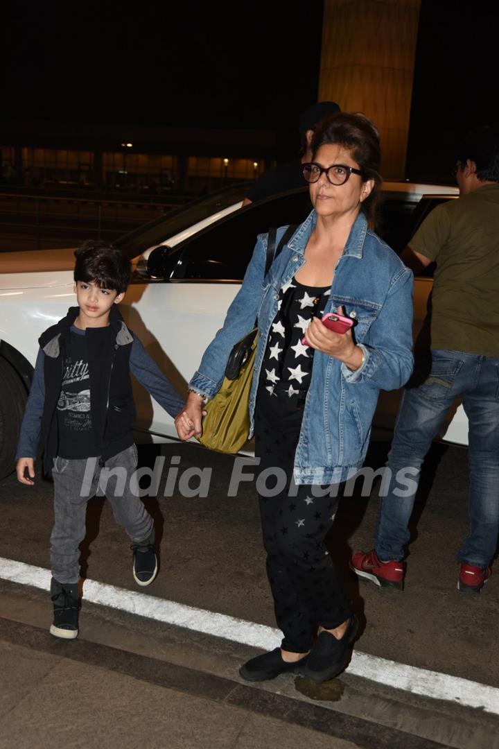 Pinky Roshan poses with Hridhaan Roshan at the Airport while leaving for Maldives
