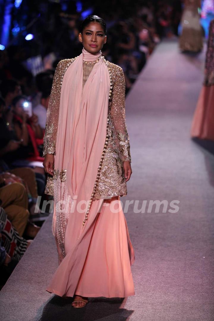 Carol Gracias walks the ramp for Manish Malhotra at the Lakme Fashion Week 2015 Day 1