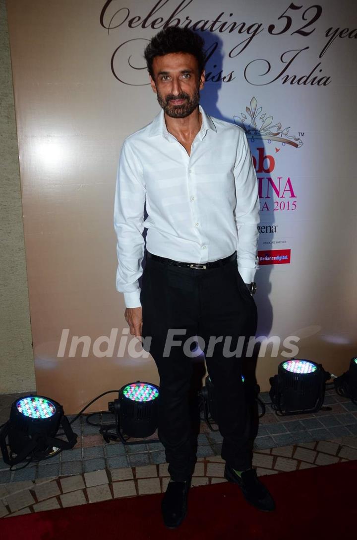 Rahul Dev poses for the media at Femina Miss India 2015 Bash