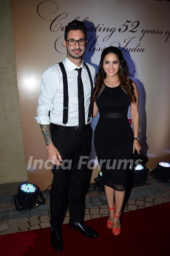 Sunny Leone poses with husband Daniel Weber at Femina Miss India 2015 Bash