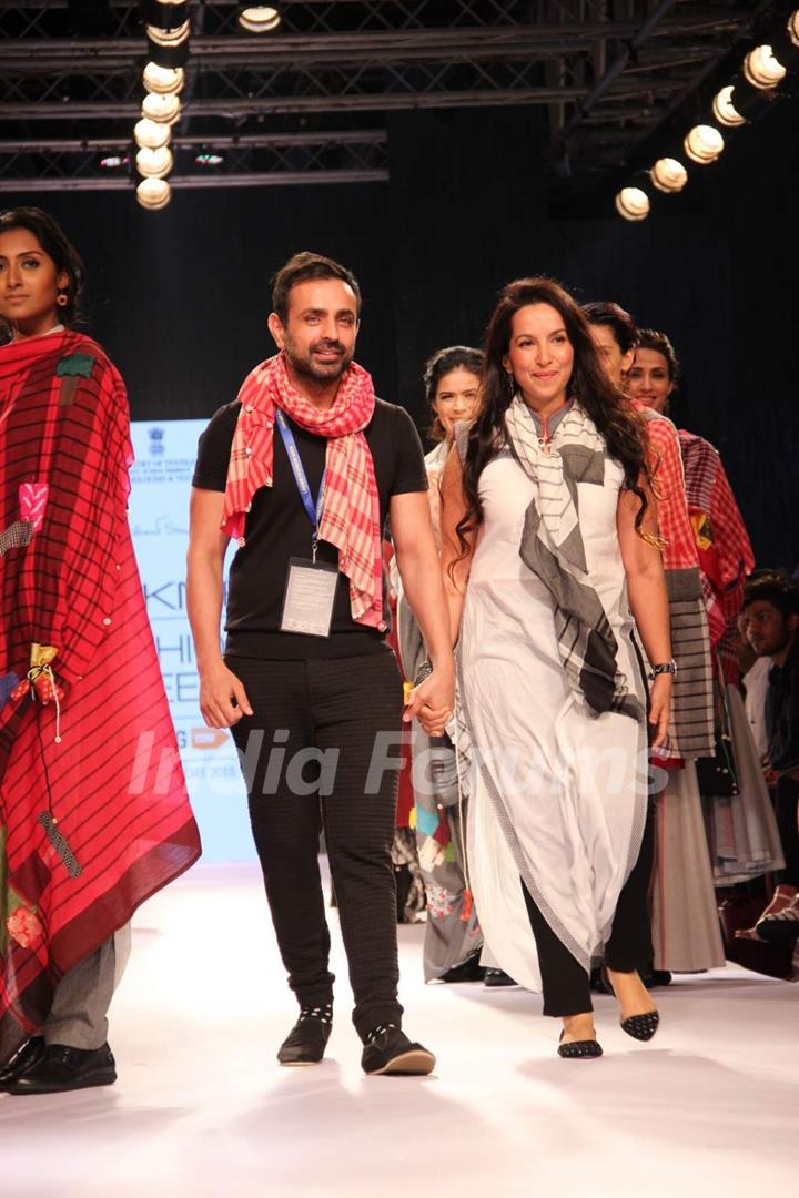 Mayanka Anand and Shraddha Nigam's show at the Lakme Fashion Week 2015 Day 2