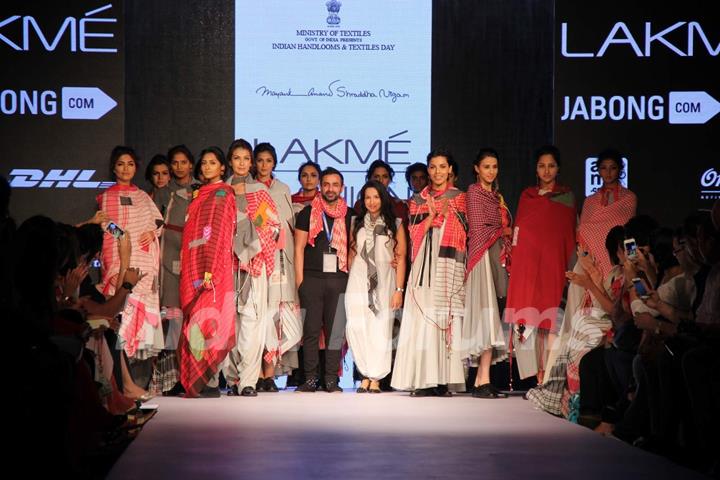 Mayanka Anand and Shraddha Nigam's show at the Lakme Fashion Week 2015 Day 2