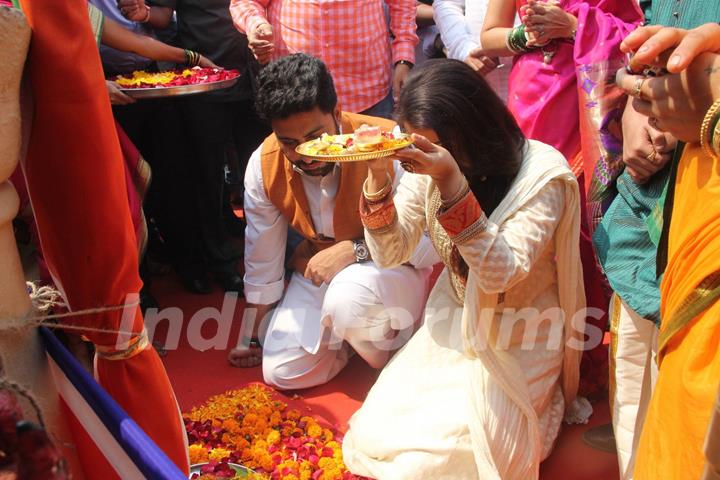 Abhishek Bachchan and Aishwarya Rai Bachchan at Gudi Padwa Celebrations