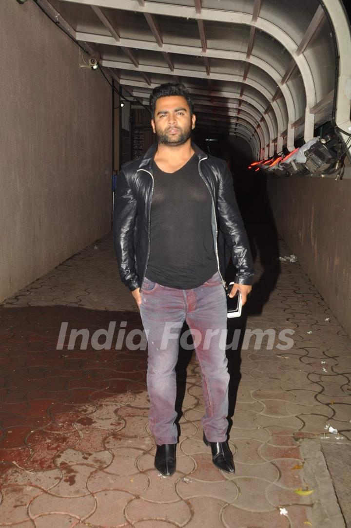 Sachin Joshi poses for the media at Karim Morani's Birthday Bash