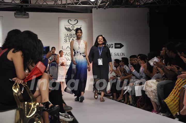 Surbhi Shekhar Show at Lakme Fashion Week 2015 Day 3