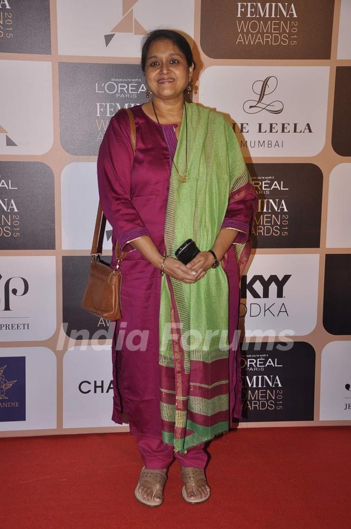 Supriya Pathak poses for the media at L'Oreal Paris Femina Women Awards 2015