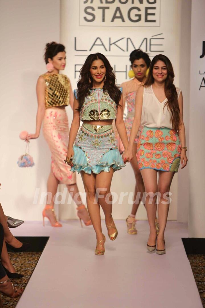 Grand Finale of Lakme Fashion Week 2015