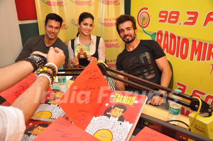 Promotions of Ek Paheli Leela on Radio Mirchi 98.3 FM