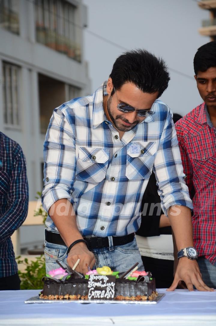 Emraan Hashmi was snapped cutting his Birthday Cake