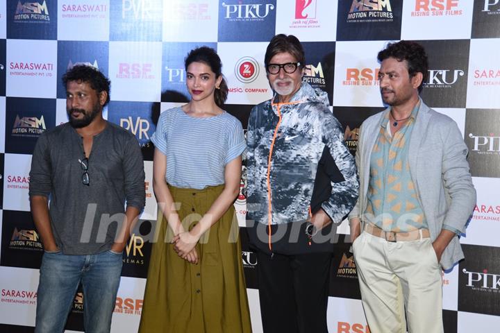 Team poses for the media at the Trailer Launch of Piku