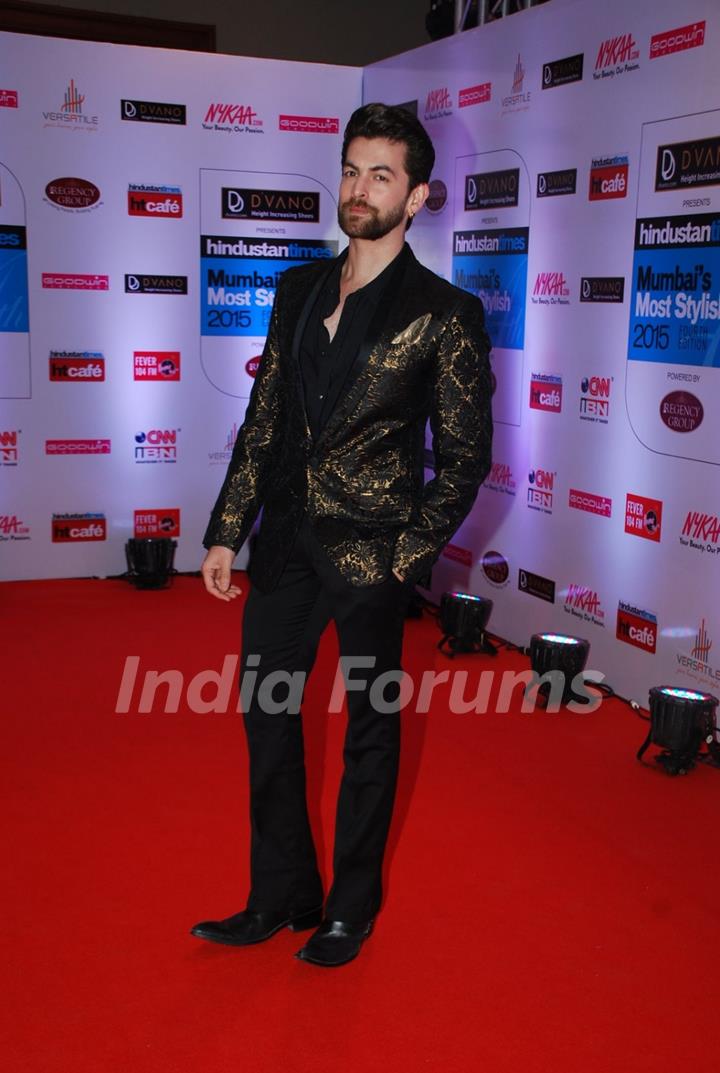 Neil Nitin Mukesh poses for the media at HT Style Awards 2015