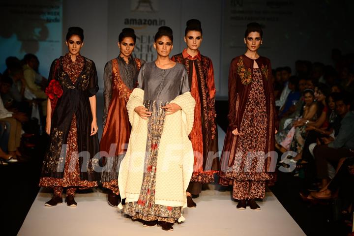 Carol Gracias walks for Pratima Pandey at Amazon India Fashion Week 2015 Day 4