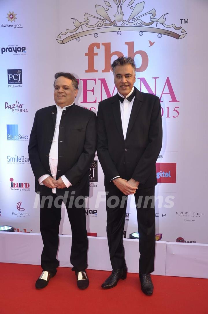 Abu Jani and Sandeep Khosla pose for the media at Femina Miss India Finals Red Carpet