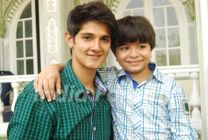 Rohan Mehra poses with Shivansh Kotia at the Completion of 1700 Episodes