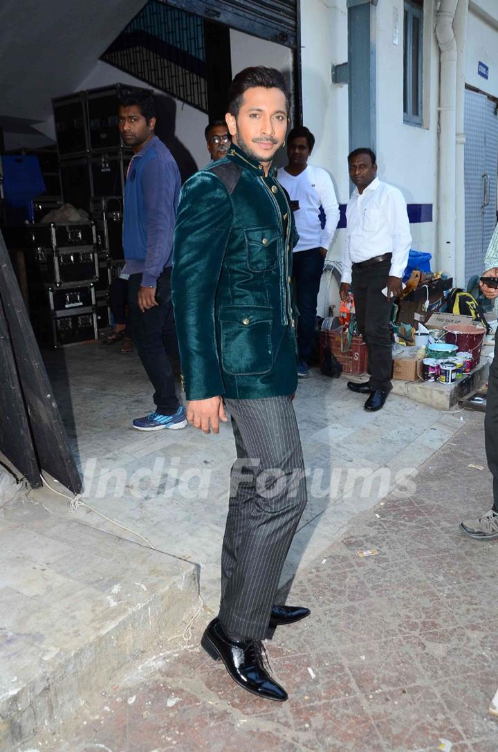 Terence Lewis poses for the media on the sets of Dance India Dance Super Moms