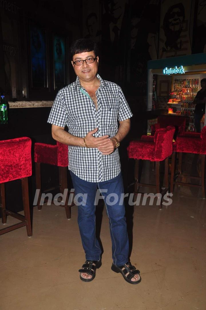 Sachin Pilgaonkar poses for the media at the Premier of Coffee Aani Barach Kahi