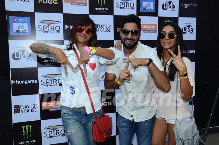 Celebs pose for the media at MTV Indies SPIRO 2015