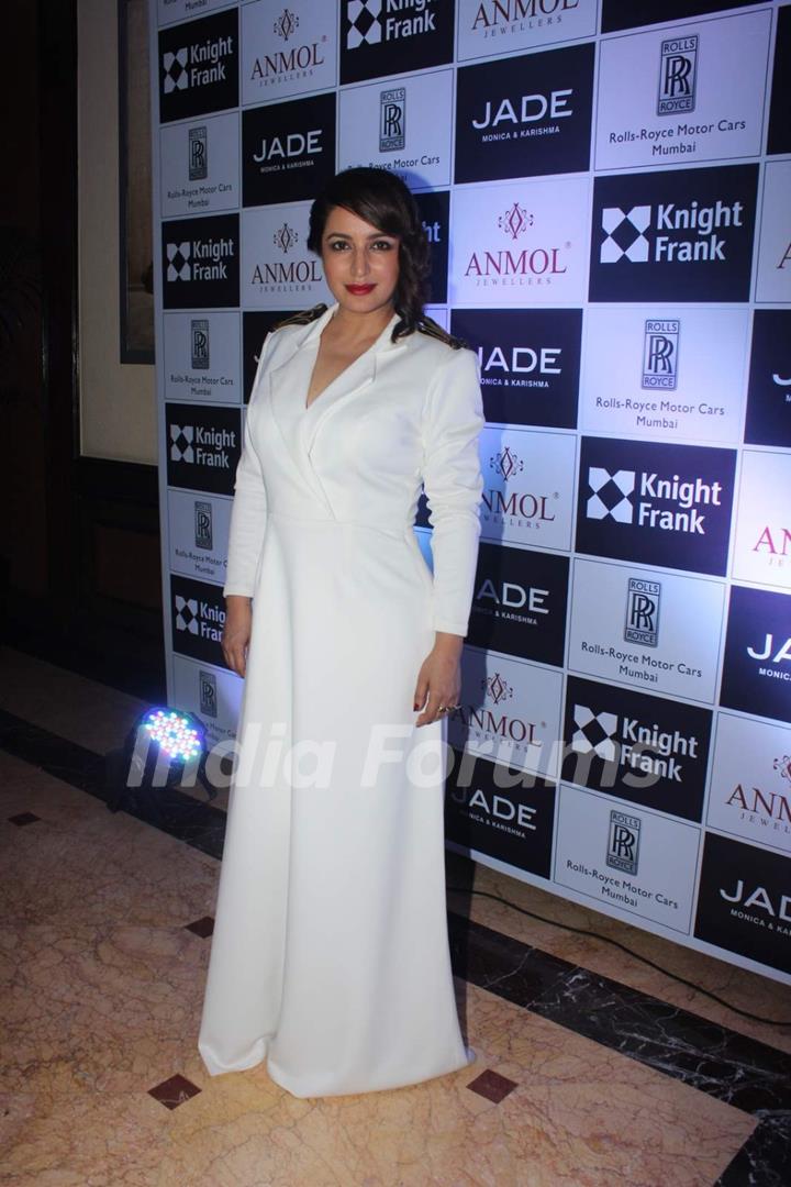 Tisca Chopra at a Show by Anmol Jewellers