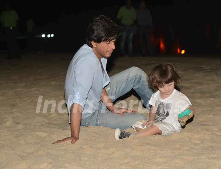 ShahRukh Khan Snapped With His cute Son AbRam at Planet Hollywod Resort,Goa