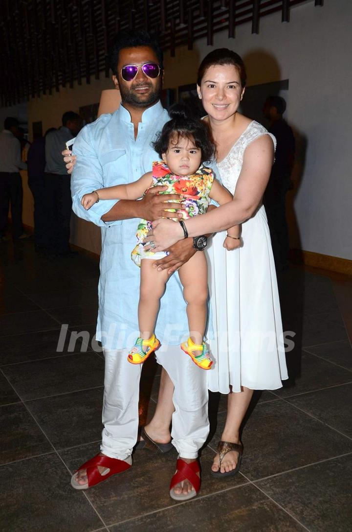 Sachin Joshi With his Family Snapped at Planet Hollywod Resort,Goa