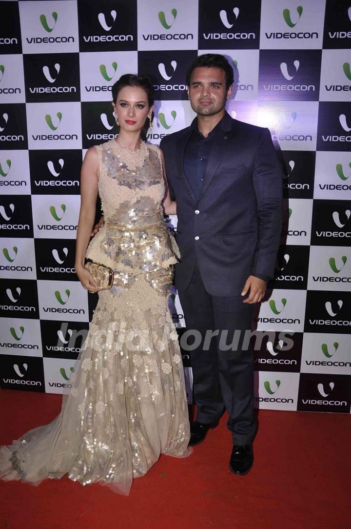 Evelyn Sharma and Mahaakshay Chakraborty pose for the media at Videocon Bash