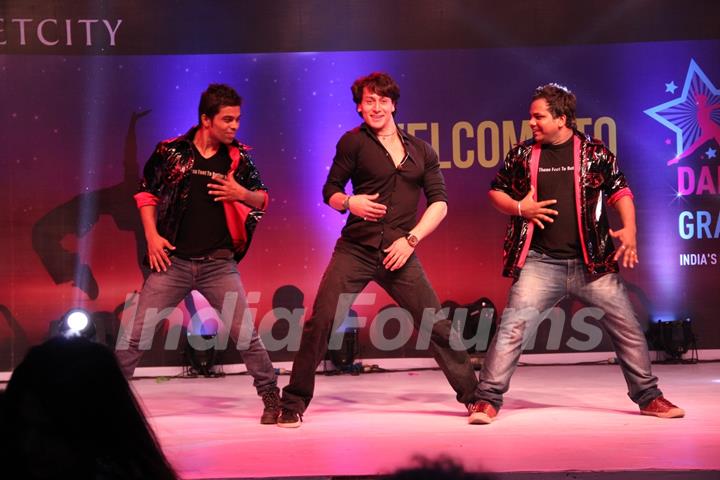 Tiger Shroff Performs at Second Edition of India Dance Week
